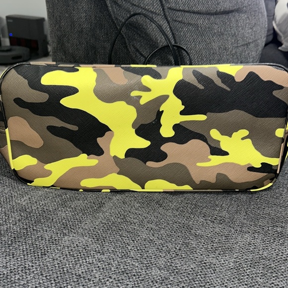 MK camouflage tote bag - Picture 4 of 9